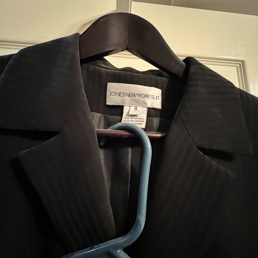 Black woman’s suit